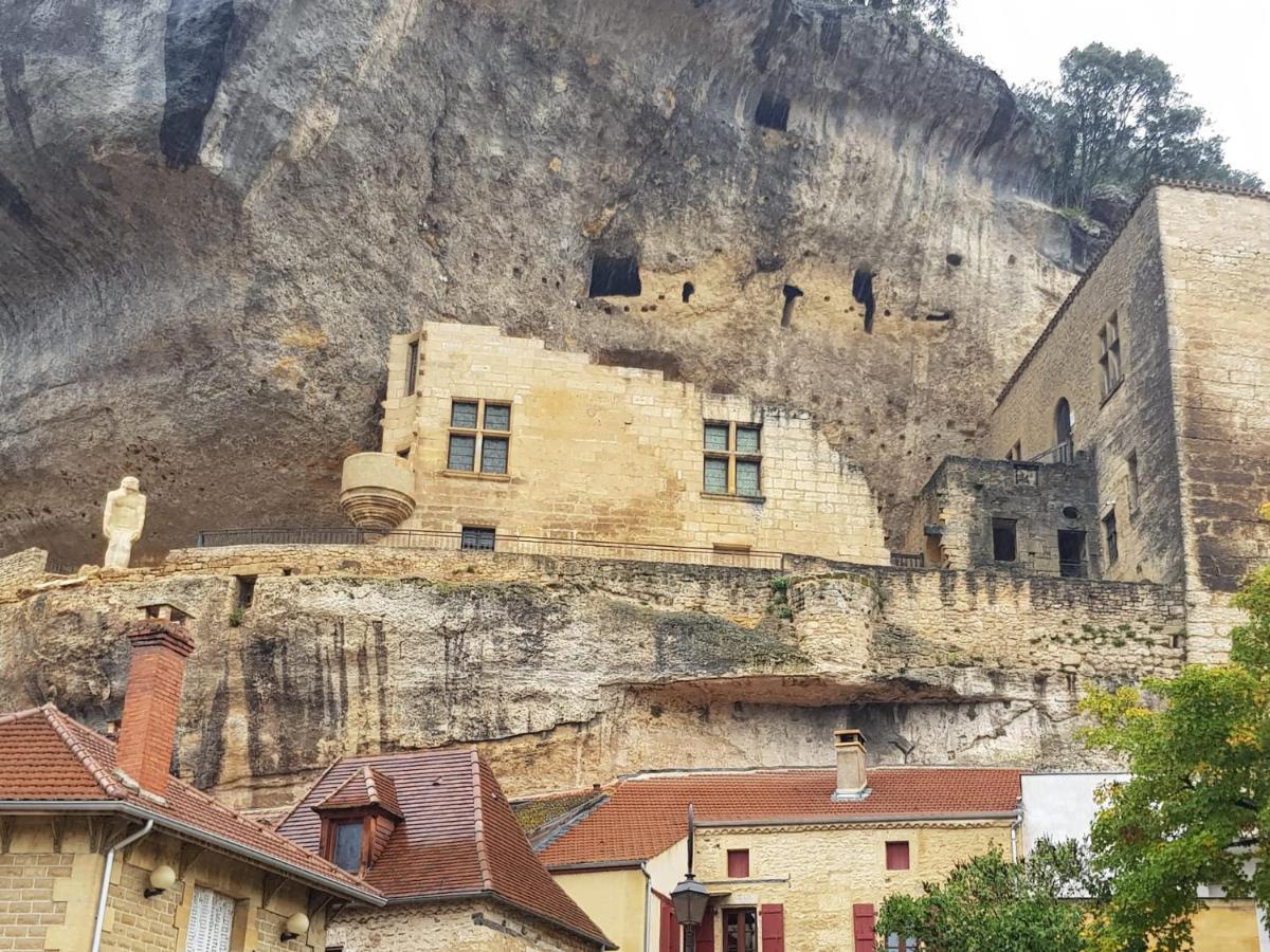 Hotel Confort Le Moulin Rouge Terrasson Zewnętrze zdjęcie